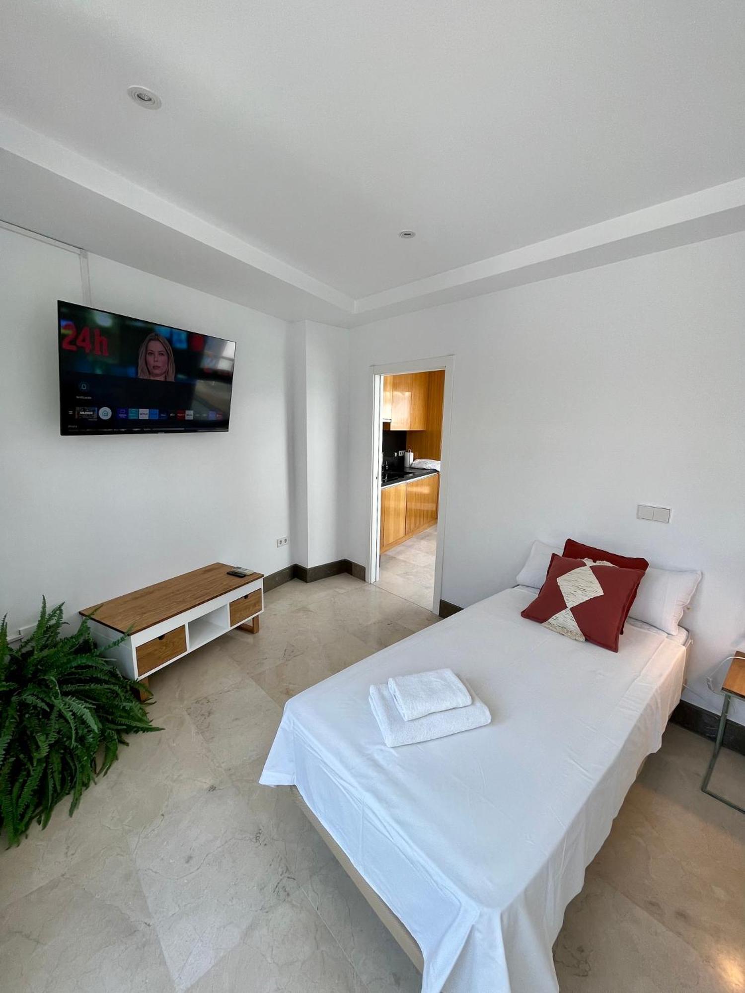 Fdez Amazing House By Cathedral And Giralda With Private Pool Villa เซบีญา ภายนอก รูปภาพ